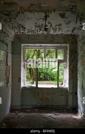 Innere des Krankenhauses, die ursprünglich für den NKWD, später als zentralen klinischen Krankenhaus, jetzt verlassen, Jekaterinburg, Russland Stockfoto