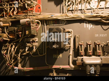 Komplexe alten industriellen elektrischen Sicherungskästen, Russland Stockfoto