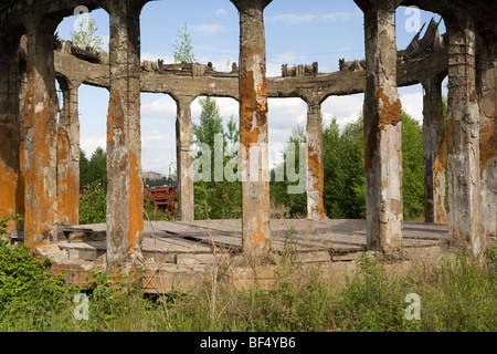 Rusty Rotunde der verlassenen Fabrik, Tagil, Ural, Russland Stockfoto