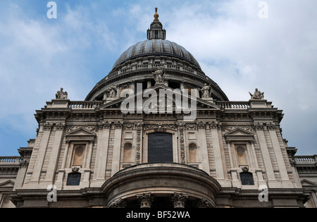 St. Pauls Cathedral, St. Paul Kirchhof, London, England, Vereinigtes Königreich, Europa Stockfoto