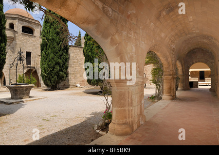 Rekonstruktion von Italienern des ehemaligen Klosters St. John, Filérimos, Rhodos, Griechenland, Europa Stockfoto