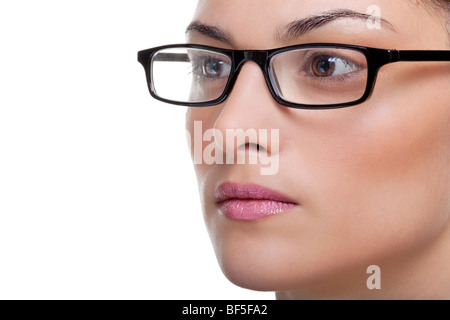 Nahaufnahme einer Frau trägt schwarz umrandeten Brille Stockfoto