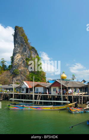 Muslimischen Fischerdorf Pannyi, Bucht von Phang Nga, Thailand, Asien Stockfoto