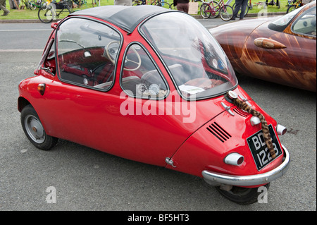 Ein Dreirad-Trojan 200 Bubble Auto oder Microcar stammt aus den frühen 1960ern. Ersten made in Germany von Heinkel Stockfoto