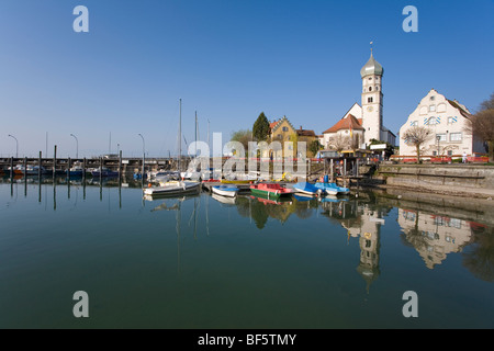 Kirche St. Georg, Boote, Hafen, Wasserburg, Bodensee, Bayern, Deutschland Stockfoto
