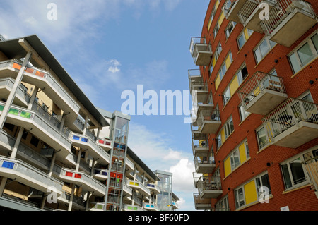 Moderne Apartments mit Balkonen Holloway Islington London England UK Stockfoto