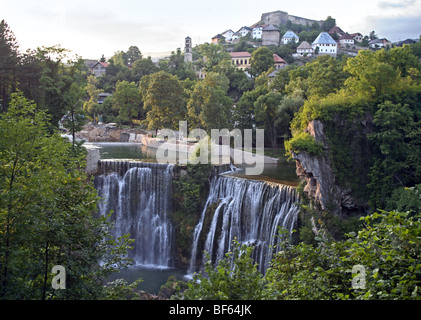 Jajce, Bosnien und Herzegowina, Pliva Fluss Wasserfall Stockfoto