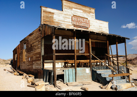 Mercantile Store in Geisterstadt Rhyolite, Nevada, USA - nur außerhalb der Death Valley National Park verlassen Stockfoto