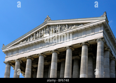 Deutschland, Walhalla Bei Donaustauf, Deutschland WALHALLA bei REGENSBURG flussabwärts in Donaustauf Fluss Donau Hall Of Fame Stockfoto