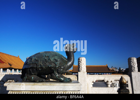 Bronze-Schildkröte Skulptur, Verbotene Stadt, Peking, China Stockfoto