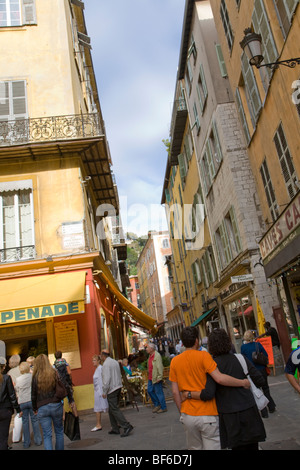 Altstadt, Straße Rue De La Präfektur, Nizza, Cote d Azur, Provence, Frankreich Stockfoto