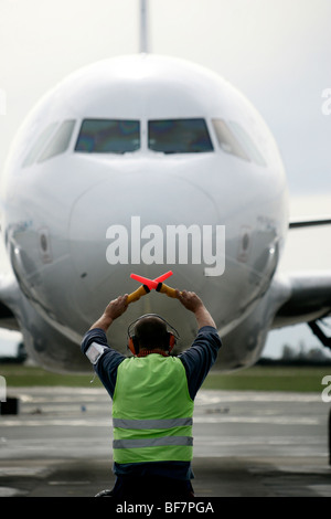 Biarritz (64): Airliner am BAB Flughafen (Biarritz-Anglet-Bayonne) Stockfoto
