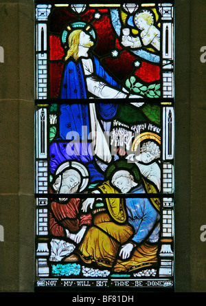 Ein Buntglasfenster von Clayton und Bell, das die Qual im Garten, Kirche St. Mary, South Tidworth, Wiltshire darstellt Stockfoto