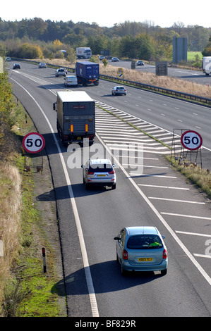 Slip Road Beitritt M40 Autobahn an der Ausfahrt 15, Warwickshire, England, UK Stockfoto