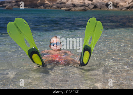 Junge, Schwimmen in Mallorca, Balearen, Spanien Stockfoto