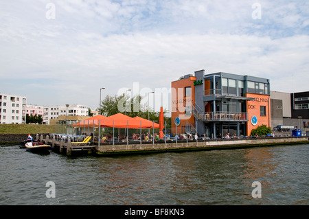 Amsterdam Canal Het IJ nahegelegene Seekanal Wilhelmina Dok Stockfoto