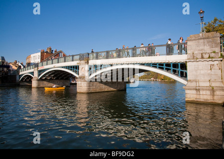 Eton-Brücke über die Themse, Windsor UK Stockfoto