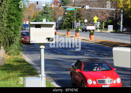 USA-Maryland - automatische Blitzer auf einer Zustand-Straße-Raser Stockfoto