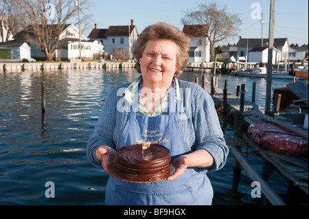 Smith Island Kuchen von Mary Ada Marshall, Tylerton Maryland Stockfoto