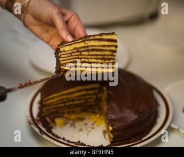 Smith Island Kuchen von Mary Ada Marshall, Tylerton Maryland Stockfoto