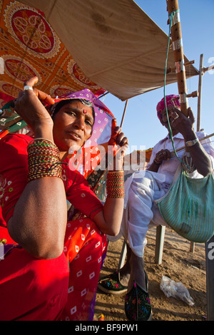 Musiker auf dem Kamel Messe in Pushkar in Rajasthan Indien Stockfoto