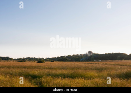 Lancing College Chapel, die über den Fluss Adur aus gesehen Stockfoto