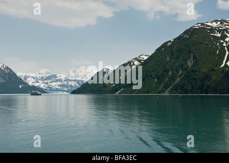 Kreuzfahrt Schiff Segel von Hubbard-Gletscher in der Nähe von Junea, Alaska Stockfoto