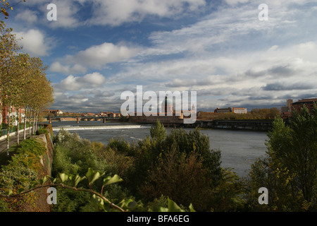 Fluss Garonne, Toulouse: bazacle Wehr Wasserkraftwerk, Dome de La Grave Haute-Garonne, Midi-Pyréneés, Royal, Frankreich Stockfoto