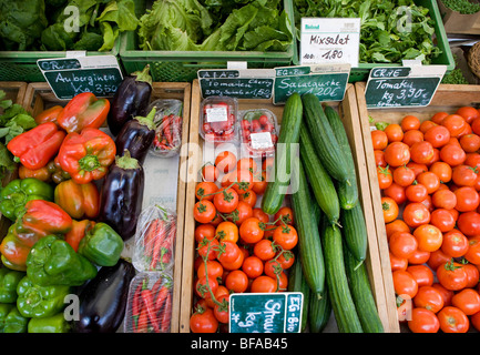 Gemüse auf einem Bauernmarkt. Berlin, Deutschland Stockfoto