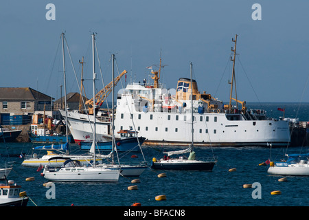 Scillonian III angedockt in St. Mary's, Scilly-Inseln Stockfoto