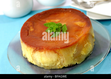 Ananas-Pudding. Rezept zur Verfügung. Stockfoto