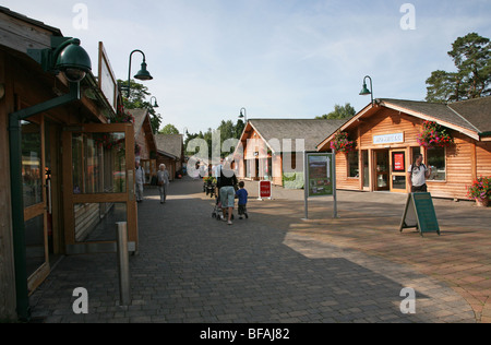 Einzelhandel-Dorf in Trentham Gardens, Stoke-on-Trent Stockfoto