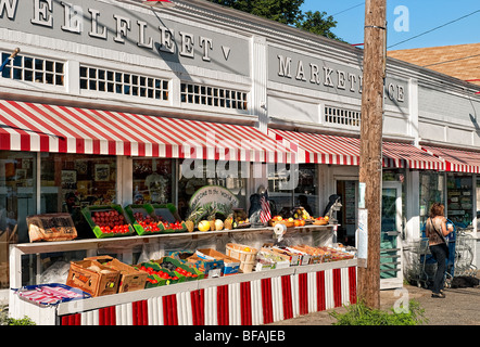 Lebensmittel-Markt, Wellfleet, Cape Cod, Massachusetts, USA Stockfoto