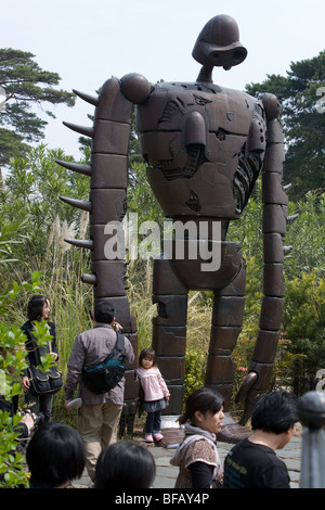 Statue der "Roboter Soldier", aus dem Animationsfilm "Laputa Castle in the Sky", auf dem Dach top Garten der Ghibli-Museum, Tokyo Stockfoto