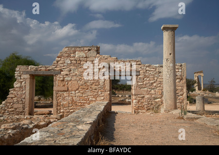 Säulen im Apollo Hylates Heiligtum des Apollon Ylatis bei Ausgrabungsstätte Kourion Republik Zypern Europa Stockfoto