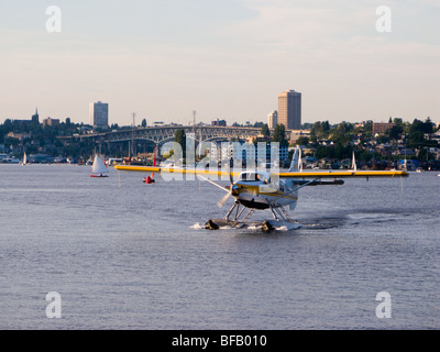 Kenmore Air amphibisch Flugzeug, Lake Union, Seattle, Washington Stockfoto