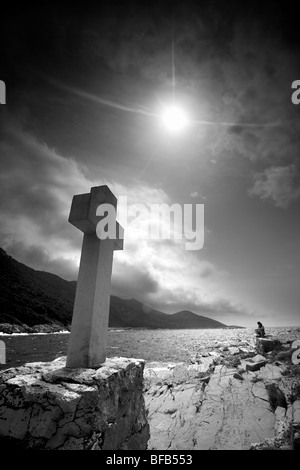 Steinkreuz im Nationalpark Mljet, Kroatien Stockfoto