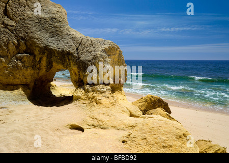 Portugal, Algarve, Felsformationen in der Nähe von Albufeira Stockfoto