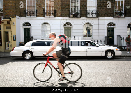 Stretch-Limousine in London Straße geparkt Stockfoto