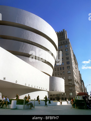 Das Guggenheim-Museum (entworfen von Frank Lloyd Wright), New York City.