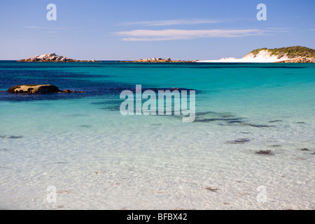 Die transluzente Gewässer im Stumpys Bay in Mt William National Park Stockfoto