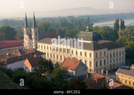 Die barocke Jesuitenkirche und Museum, Esztergom, Ungarn Stockfoto