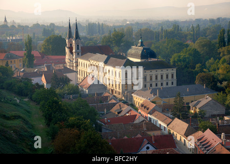 Die barocke Jesuitenkirche und Museum, Esztergom, Ungarn Stockfoto