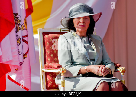 Livia Klausova während der Begrüßungszeremonie auf dem Flughafen Prag, Tschechische Republik, 26. September 2009. Stockfoto