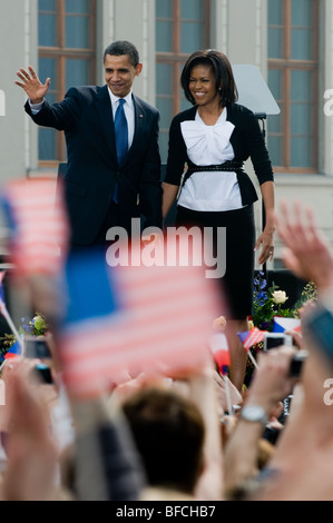 Der US-Präsident Barack Obama und der First Lady Michelle Obama auf der Prager Burg in Prag, den 4. April 2009. Stockfoto