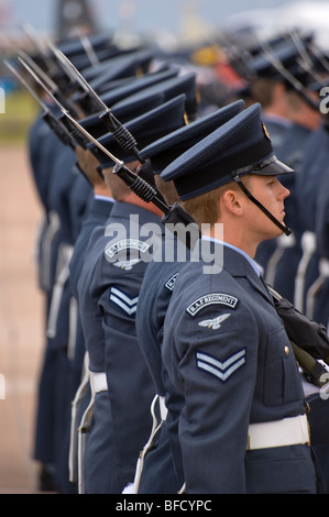 RAF FAIRFORD GLOUCESTERSHIRE UK - 11 Juli: Präsentation der neuen Königinnen Farben an RAF Fairford Gloucestershire UK 11. Juli 2008 Stockfoto