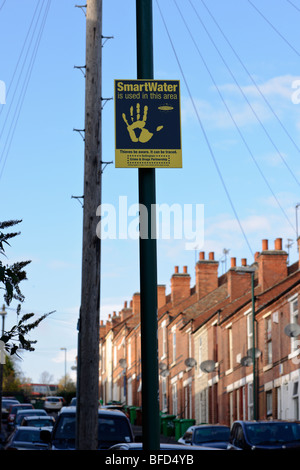 Smartwater Kriminalprävention der Polizei melden Sie sich auf der Straße bei sneinton, Nottingham, Nottinghamshire. Stockfoto