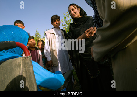 Eines der zwei Frauen für afghanische Präsident Kampagnen in einem abgelegenen Stadtteil von Kabul, Afghanistan. Stockfoto