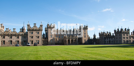 Etagen Burg Kelso Roxburghshire Schottland Design von William Adam mit Modifikationen von Vanbrugh und Playfair Stockfoto