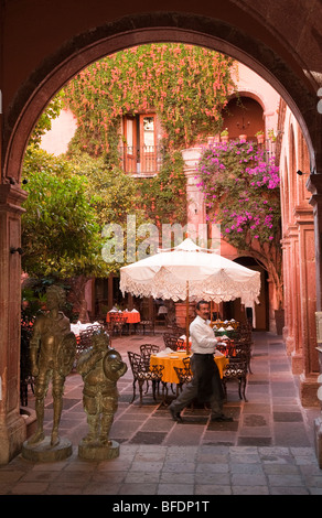 Restaurant La Felguera im Hotel Posada Carmina in San Miguel de Allende, Mexiko. ARCHIVBILD - das Restaurant ist nicht mehr in Betrieb. Stockfoto